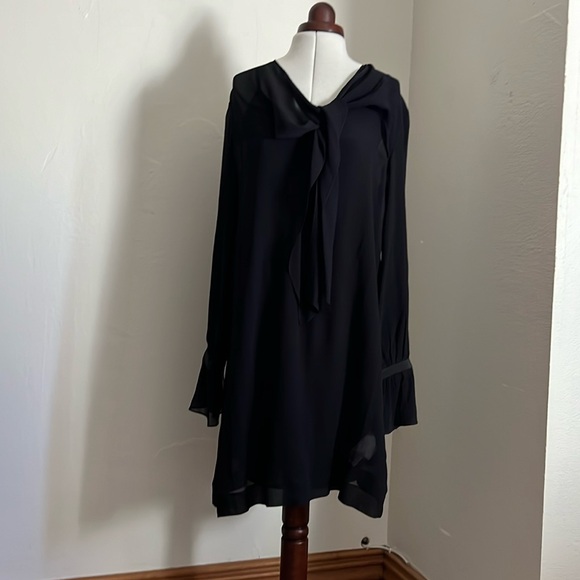 Victoria Beckham dress - size 4 - Picture 3 of 9